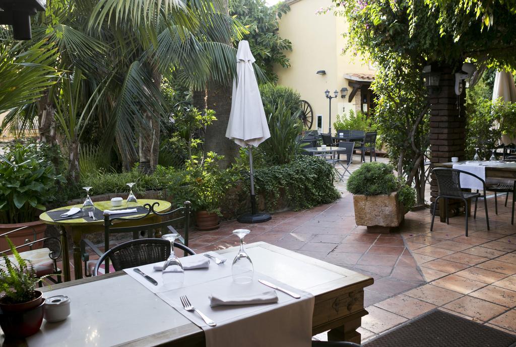 Hotel Restaurante La Masieta Creixell Εξωτερικό φωτογραφία