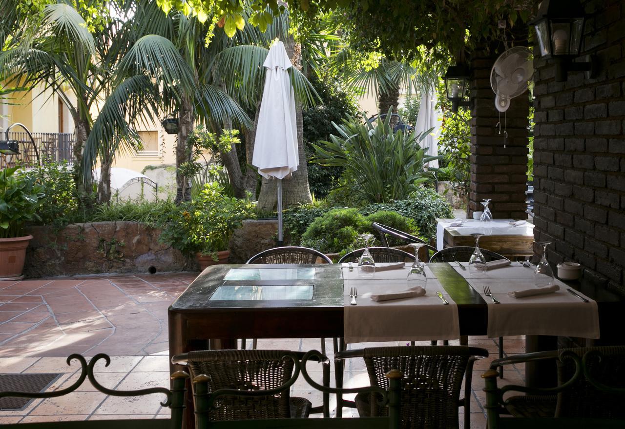 Hotel Restaurante La Masieta Creixell Εξωτερικό φωτογραφία